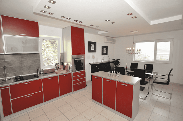 Atemberaubende Villa mit großem Pool und Garten zu verkaufen in Tivat — photo 17